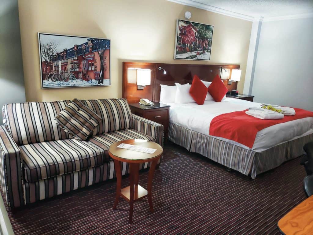 Hospitality-Tidan-Nouvel-KING-ROOM-WITH-SOFA-BED