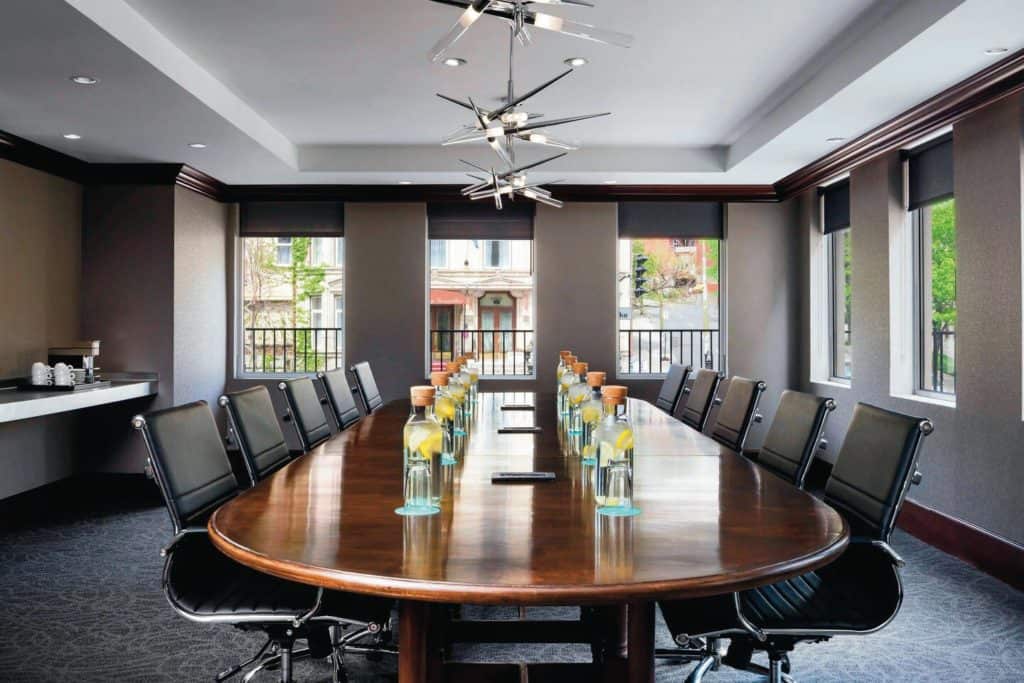Hospitality-Tidan-Sens-yulmv-boardroom-5731-hor-clsc